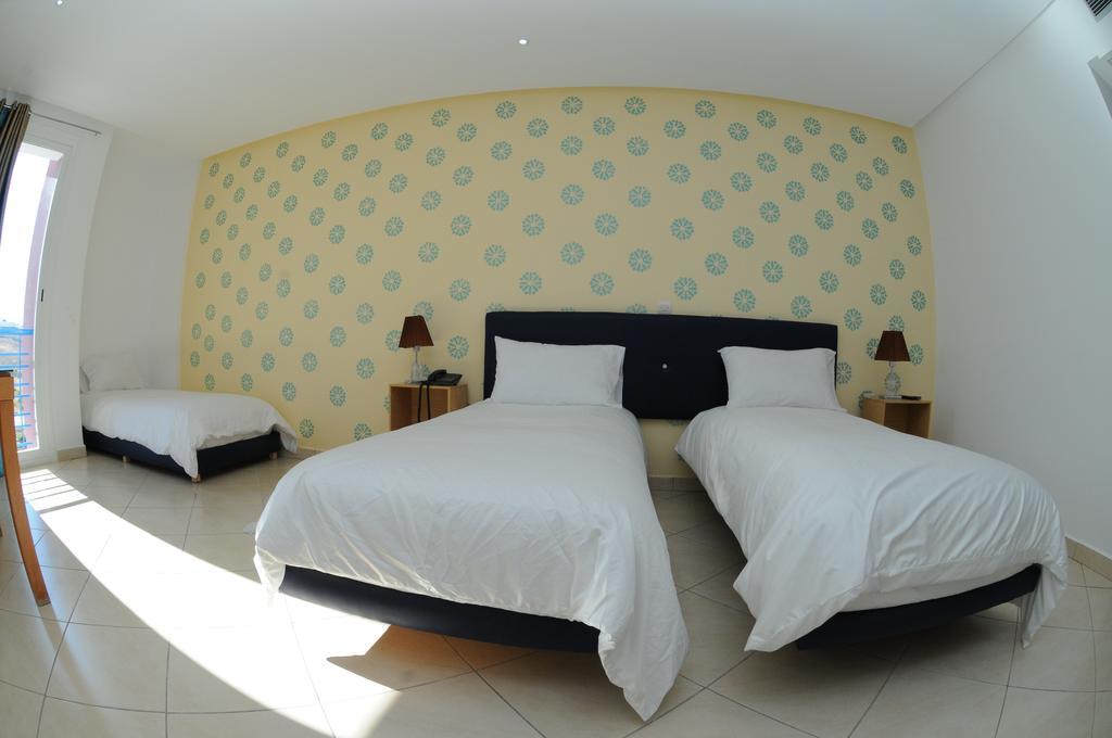 Free Zone Hotel Gzennaïa Quarto foto